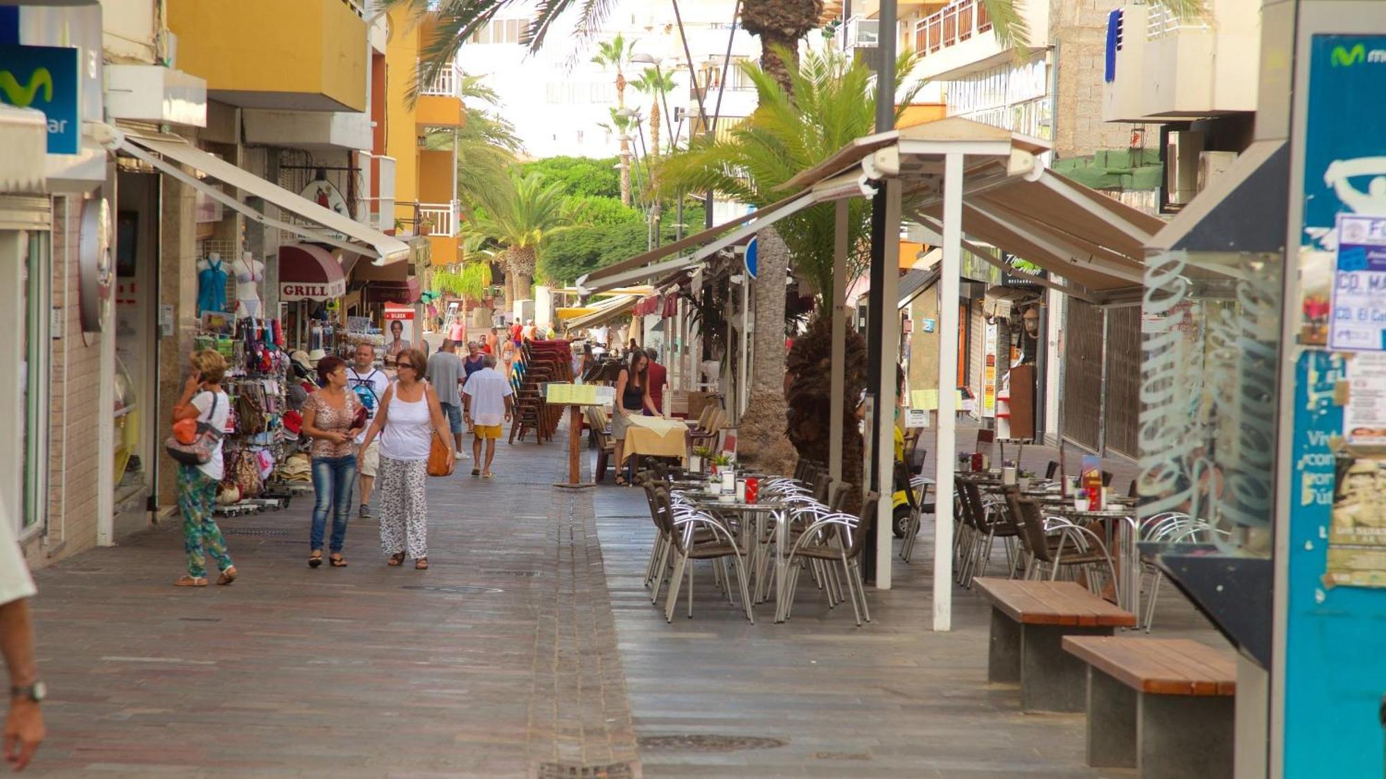 Few Steps From The Beach Hostel In Los Cristianos Арона Экстерьер фото