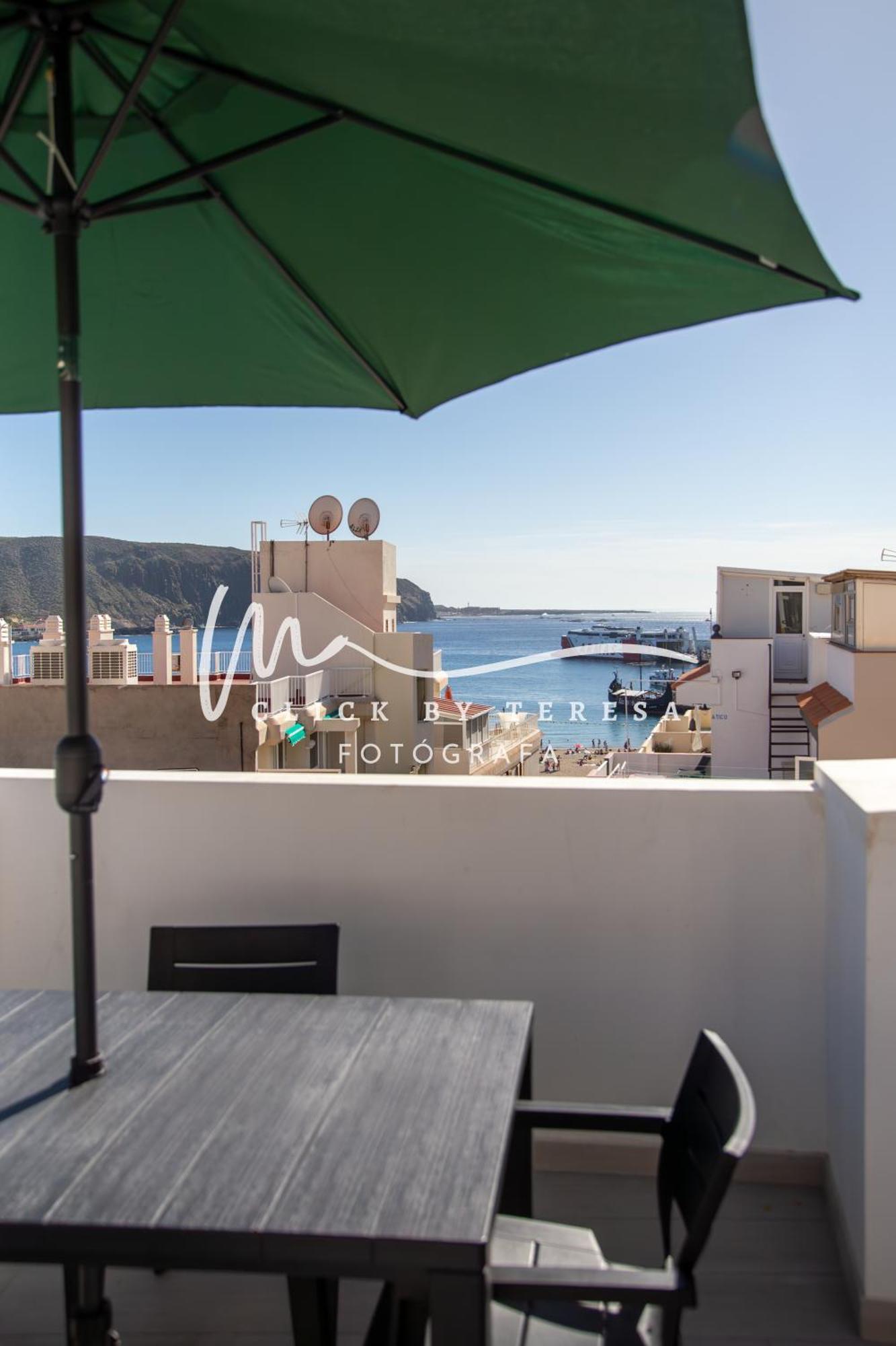 Few Steps From The Beach Hostel In Los Cristianos Арона Экстерьер фото