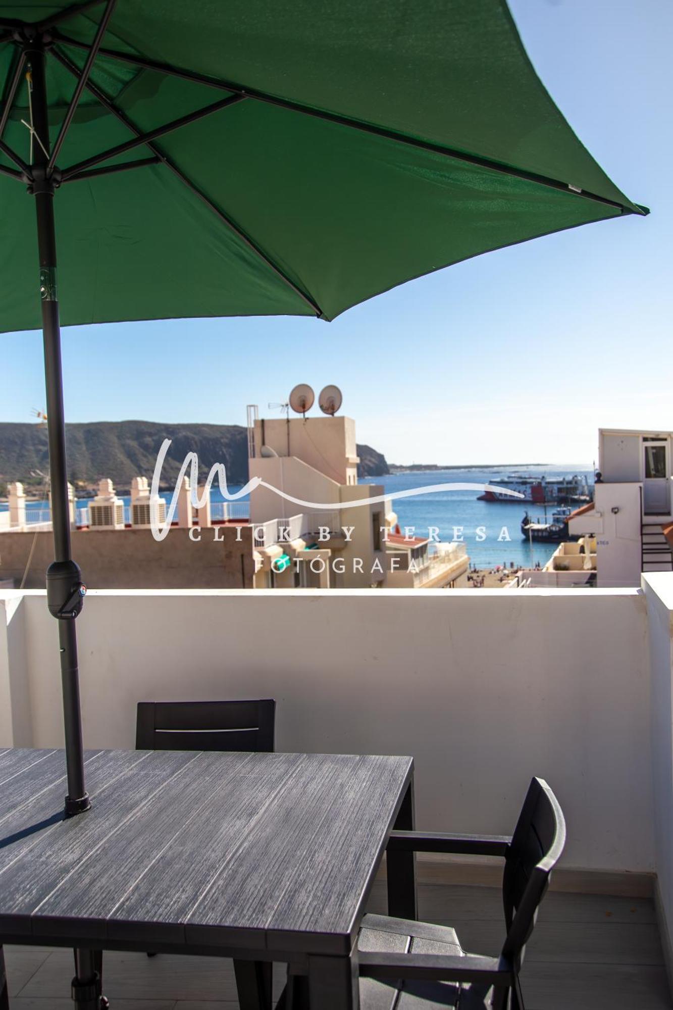 Few Steps From The Beach Hostel In Los Cristianos Арона Экстерьер фото